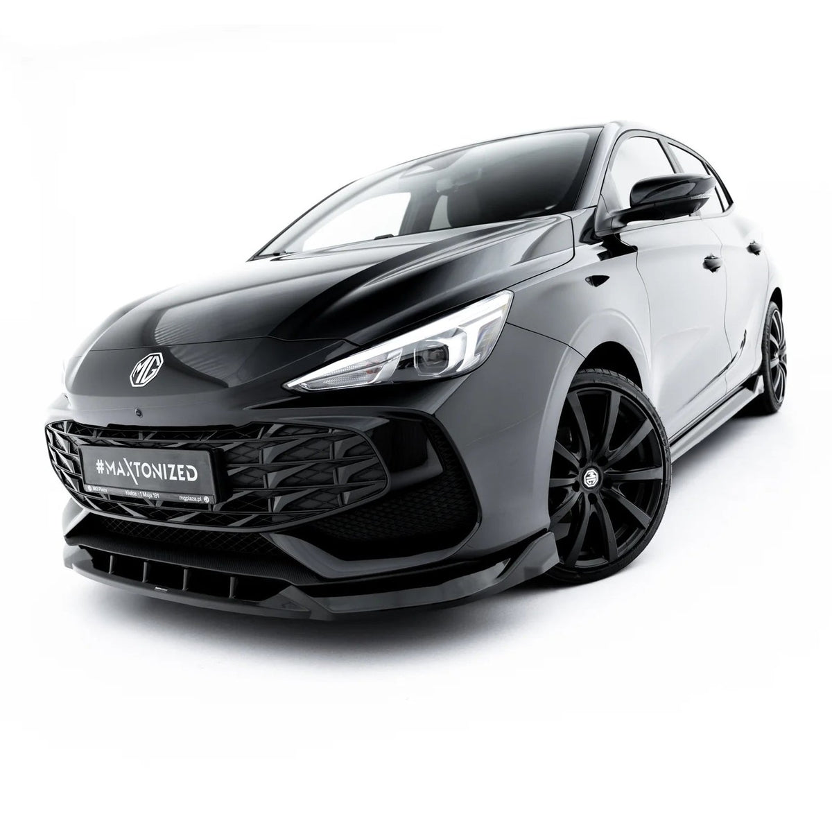 Frontsplitter i blank sort ABS til MG 3 Mk1 sett forfra