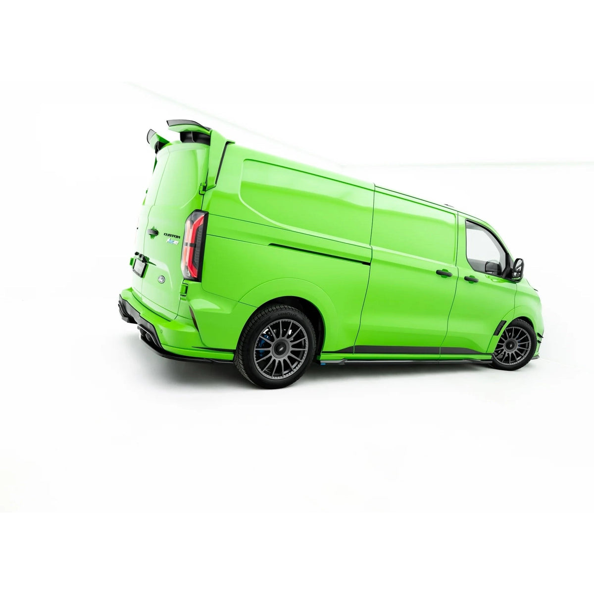 Sideskjørt diffusers i blank sort ABS til Ford Transit Custom MSRT Mk2