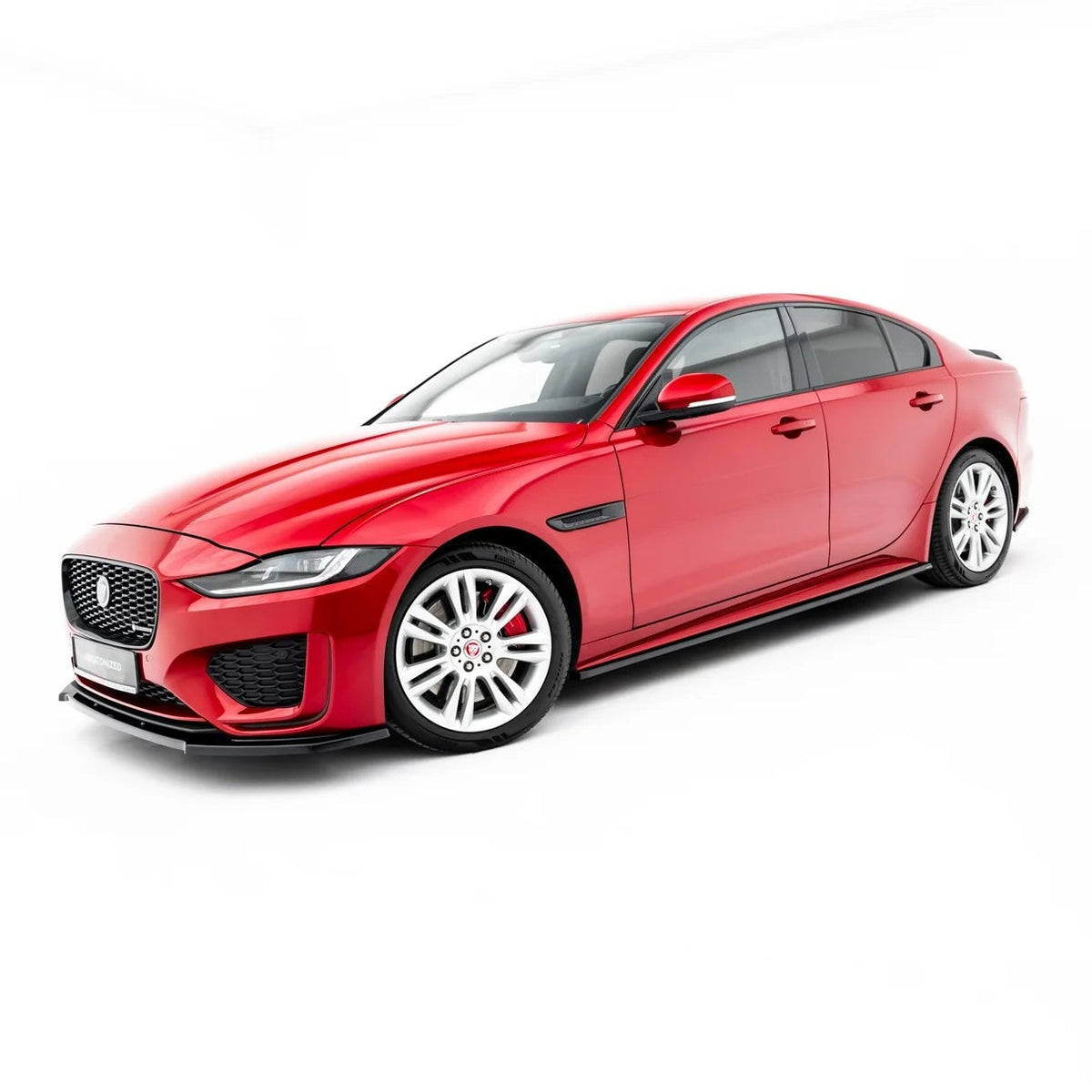 Splittersett fra Maxton Design til Jaguar XE R-Dynamic X760 Facelift