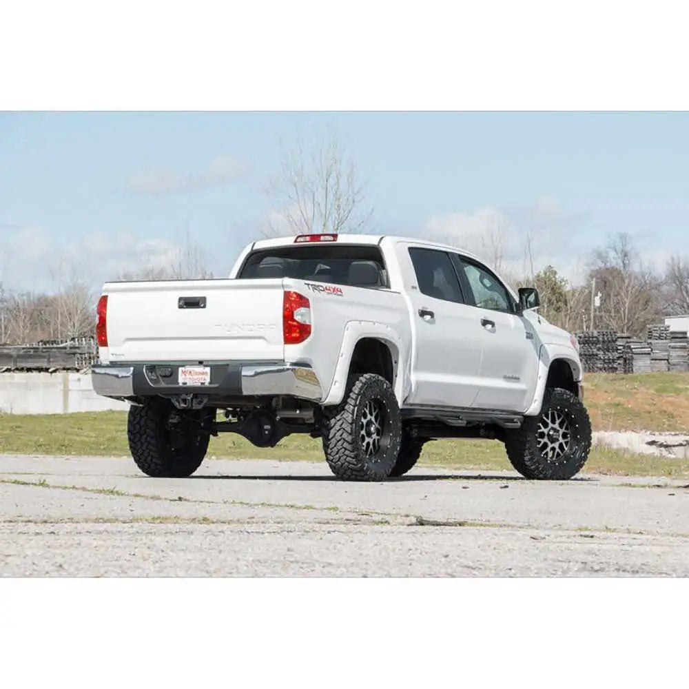 Hevesett Rough Country Heis 6’’ - Toyota Tundra 16-21