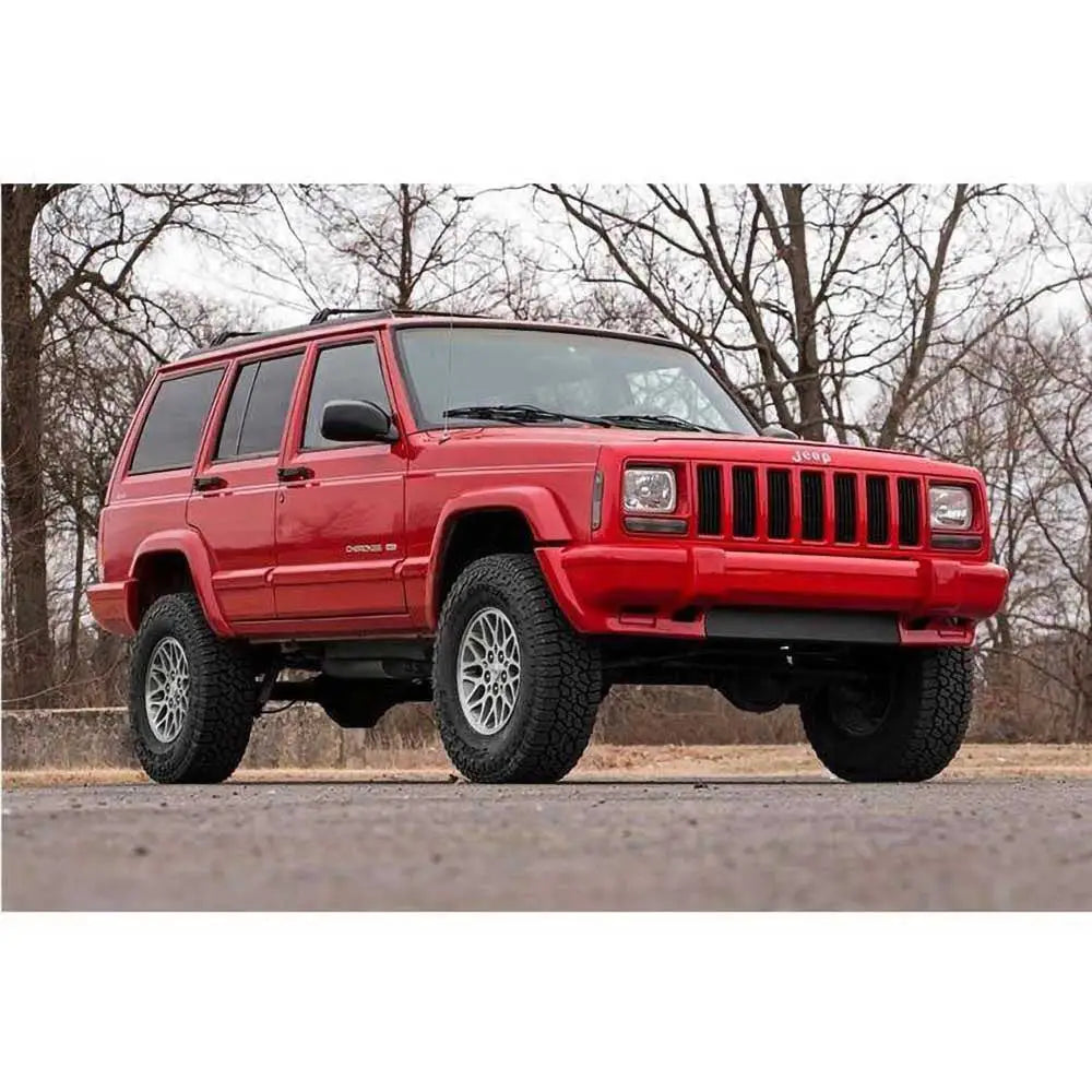 Hevesett Rough Country Løft 3’ - Jeep Cherokee Xj 84-01 - 3