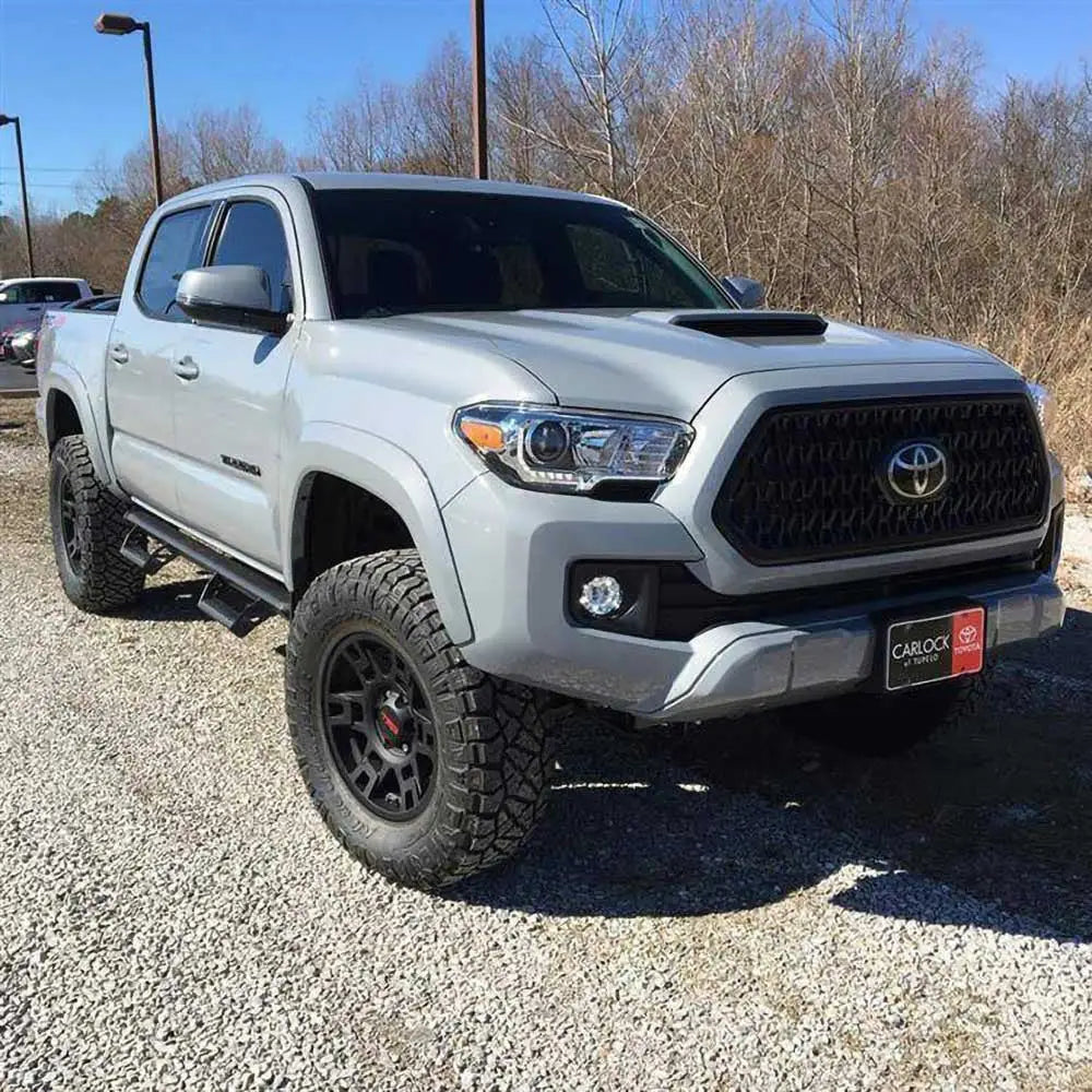 Hevestett Rough Country Lift 2’’ - Toyota Tacoma 16-23