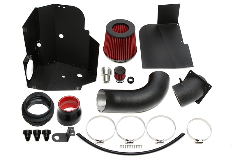 TA Technix air intake kit med konfilter montert på VW Golf 8 MK8 2.0 TSI