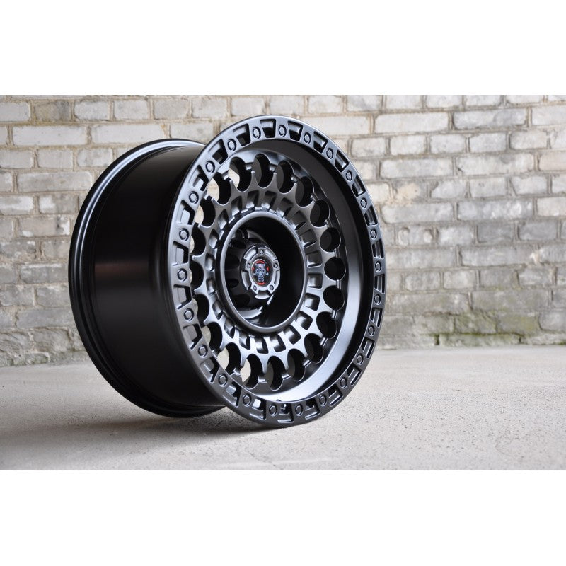 Felger 6x139,7 17x9J ET0 navhull 110,1 svart matt