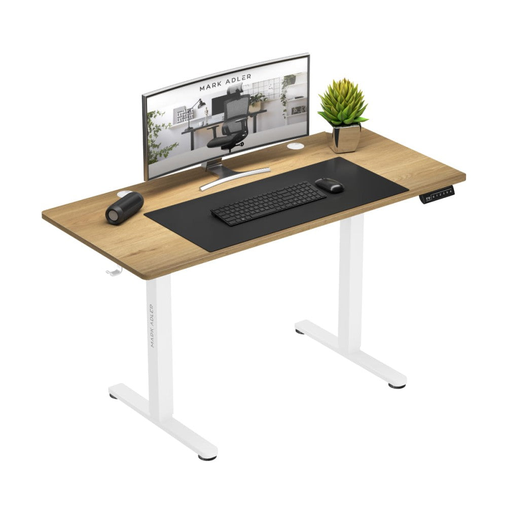 Mark Adler Leader 7.0 elektrisk hev-senk skrivebord eik 120 cm – frontvisning