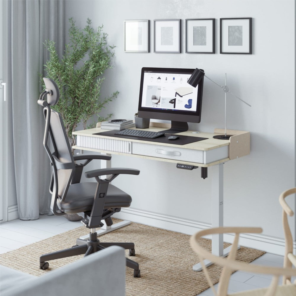Mark Adler Leader 8.0 hvitt skrivebord – bordplaten sett ovenfra, 120 cm bredde