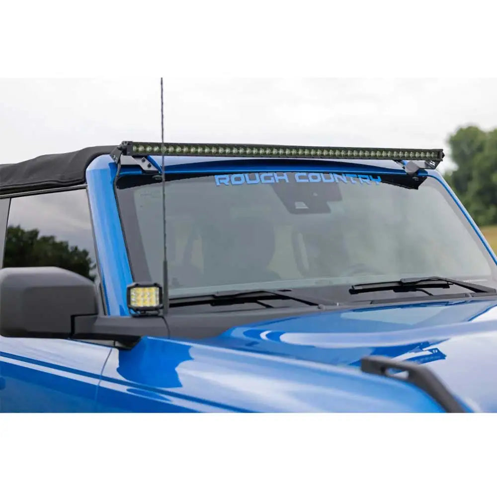 Liste Led med Skjermfeste for Frontruten 50’’ Black Series Rough Country - Ford New Bronco 2 d 21-