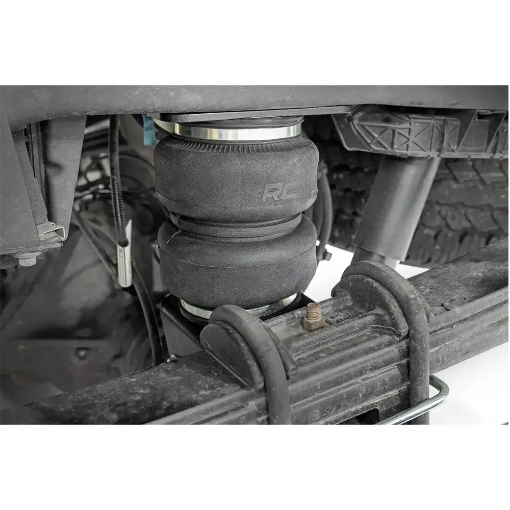 Luftfjæringssystem For Bakre Suspensjon Rough Country Hevning 3-6’ - Ford F350 17-22 - 4