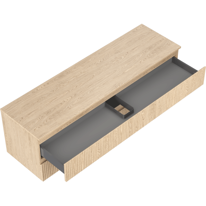 Underskap til servant i lys eik med riflet front, stor grå uttrekksskuff og sort inndeler sett ovenfra.