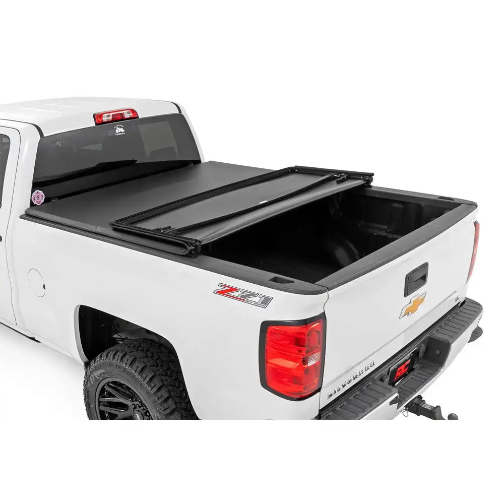 Myk Deksel Pakkeløs Tri-fold Rough Country 6’7’ - Gmc Sierra 1500 14-19 - 14