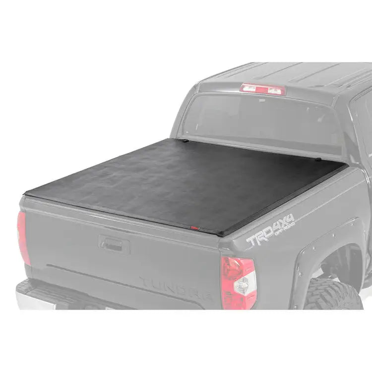 Mykt Deksel Paki Tri-fold Rough Country 6’7’’ - Toyota Tundra 14-21