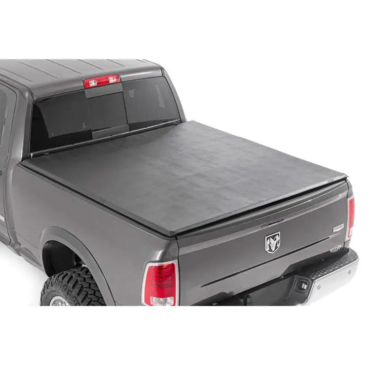 Mykt Deksel Tri-fold Rough Country 6’4’’ - Ram 1500 Dt 19-