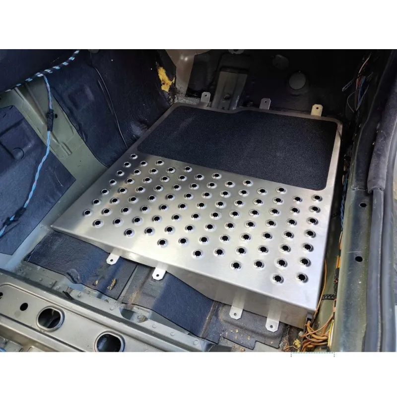 Motorsport gulvplate BMW E92 fører- og passasjerside med flat overflate