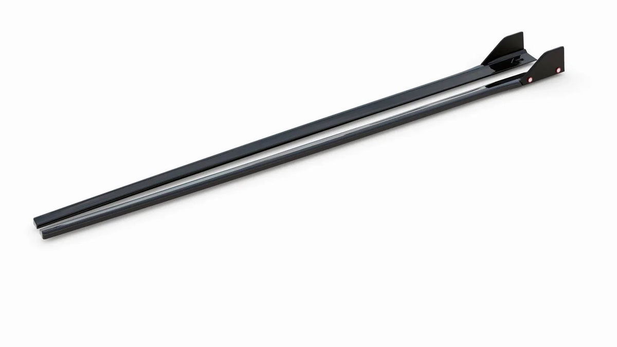 Detalj av flaps på sideskjørt-diffuser til Hyundai i30 Mk3 Facelift