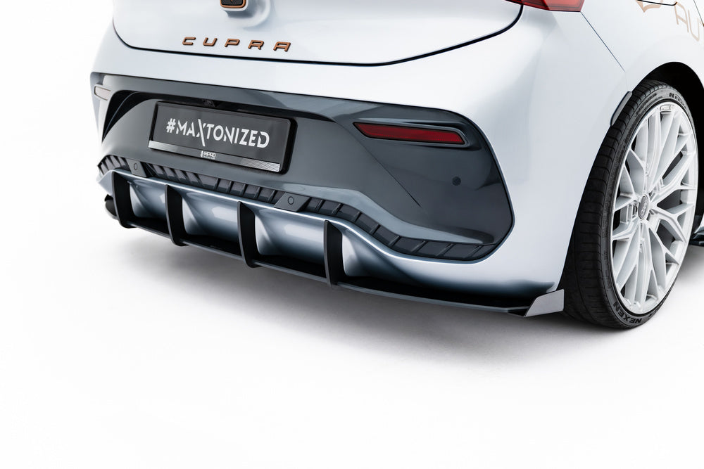 Cupra Born Mk1 bakdiffusor Street Pro + flaps