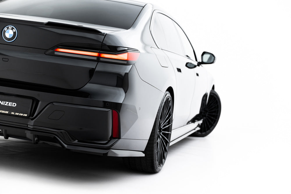 BMW 7 G70 bakdiffusor V2