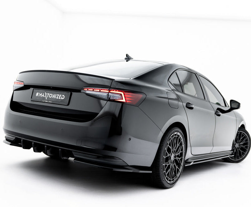 Skoda Superb Sportline Mk4 bakre sidesplittere