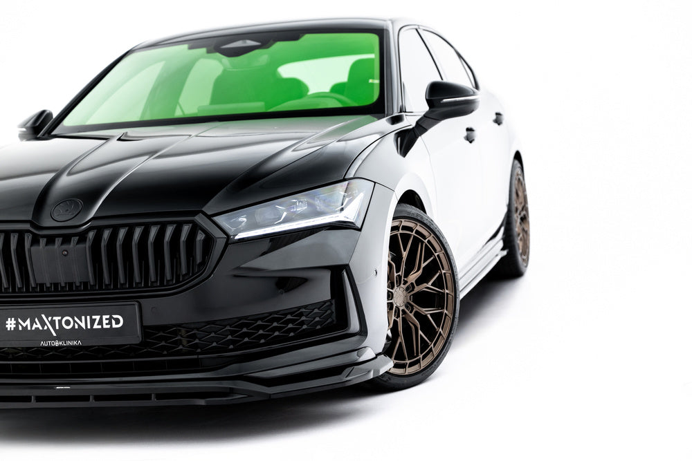 Skoda Superb Sportline Mk4 splittersett V2