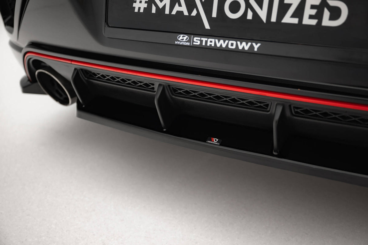 Diffuser til Hyundai Veloster N montert under bakre støtfanger