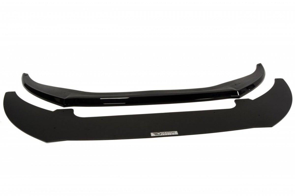 Front splitter til Audi A6 C7 S-Line, to svarte plastdeler med blank og matt overflate, sett ovenfra.
