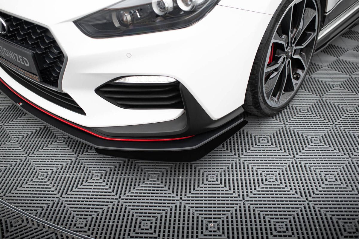 Frontflaps fra Maxton Design til Hyundai i30 N Mk3 sett forfra i sort finish