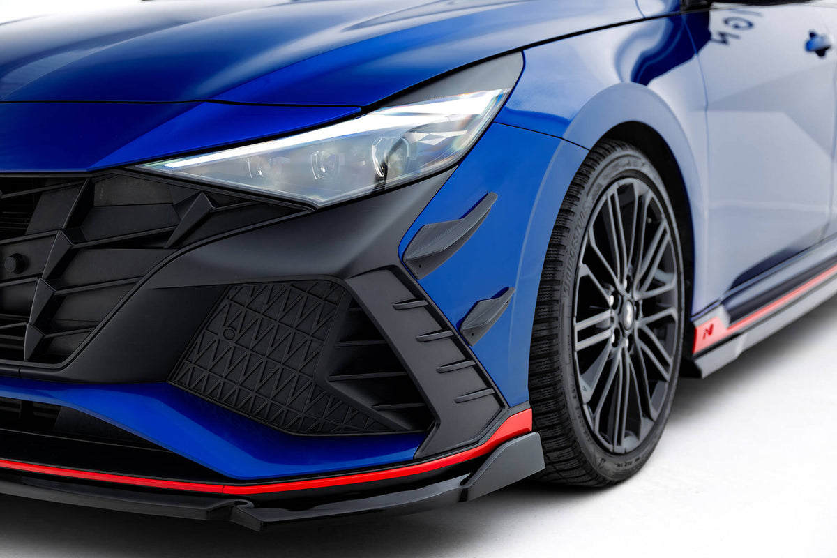 Canards til frontstøtfanger for Hyundai Elantra N Mk7, sett ovenfra med begge sider synlige