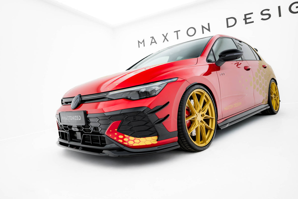 Canards til frontfanger for VW Golf 8 GTI Clubsport / GTI Facelift sett skrått forfra