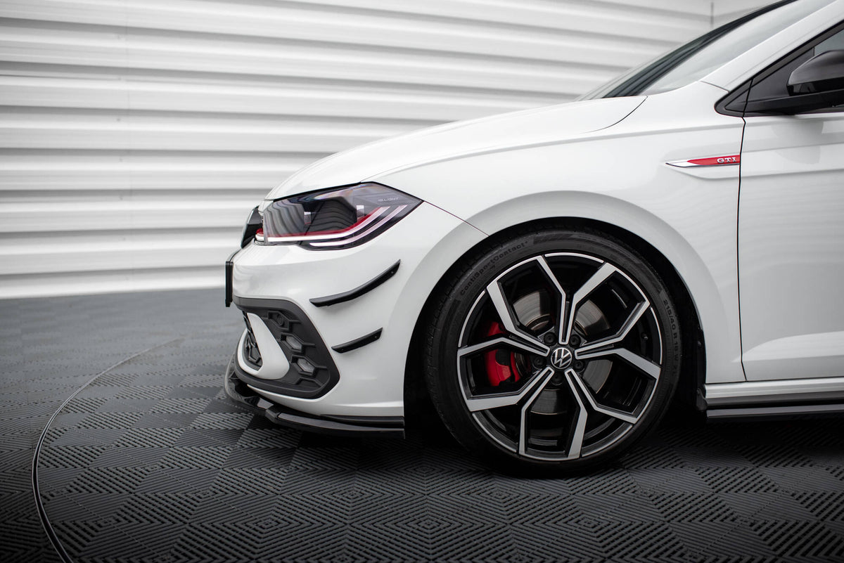 Par med canards for VW Polo GTI Facelift vist side om side
