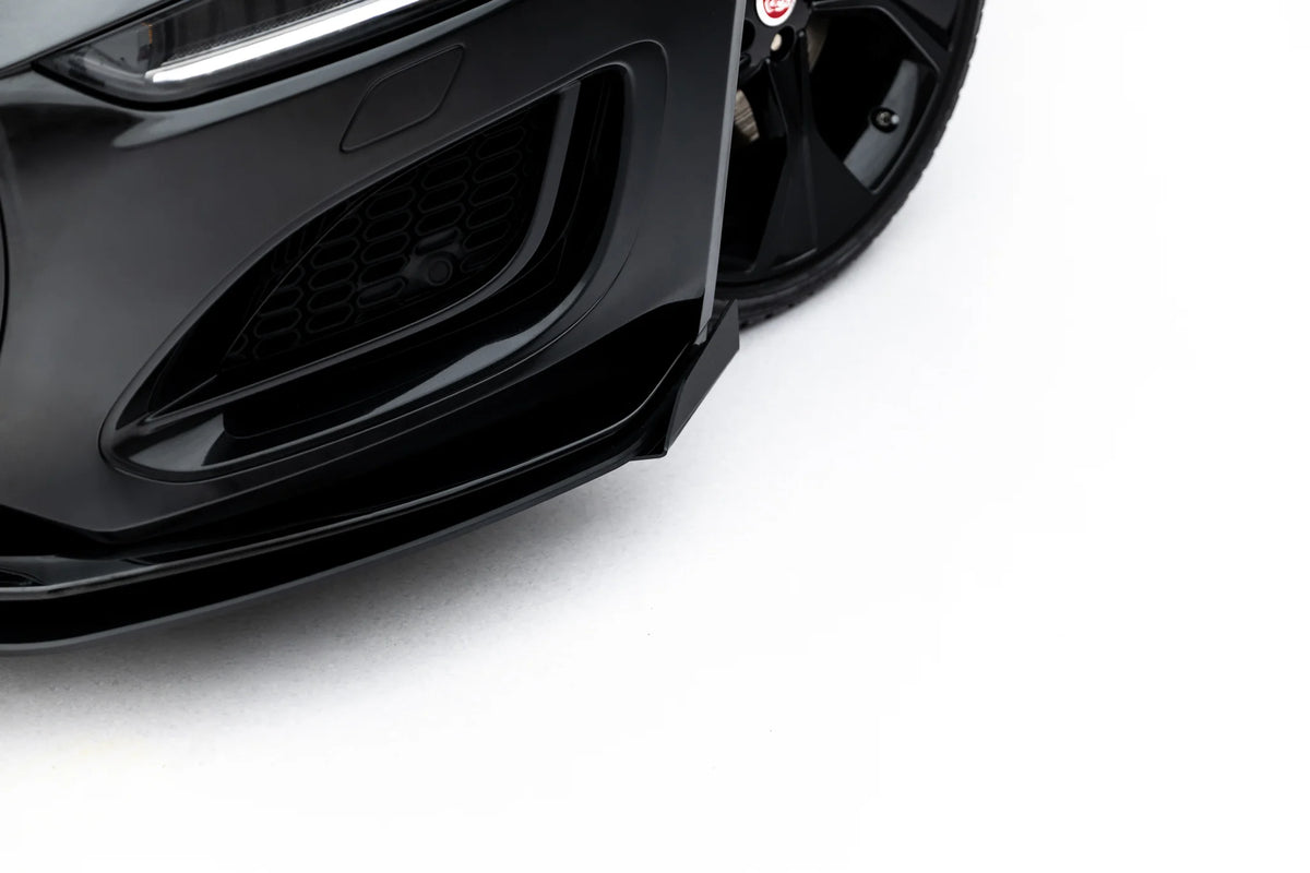 Frontflaps til Jaguar F-Type X152 Facelift 2 sett fra siden