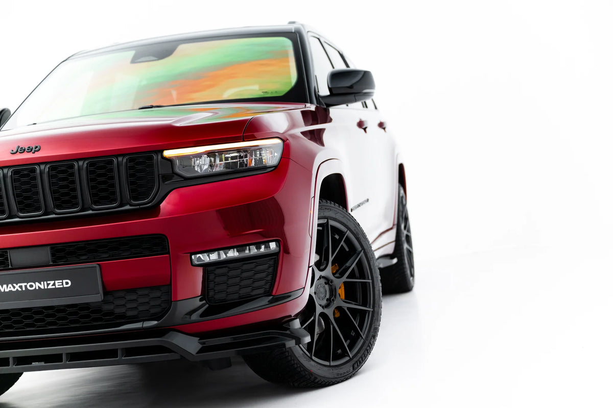 Frontsplitter sett fra siden på Jeep Grand Cherokee L Mk5