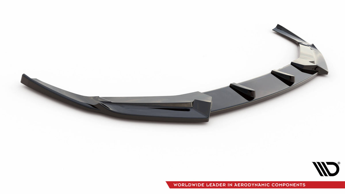 Frontsplitter montert på fremre støtfanger Audi RS6 C8