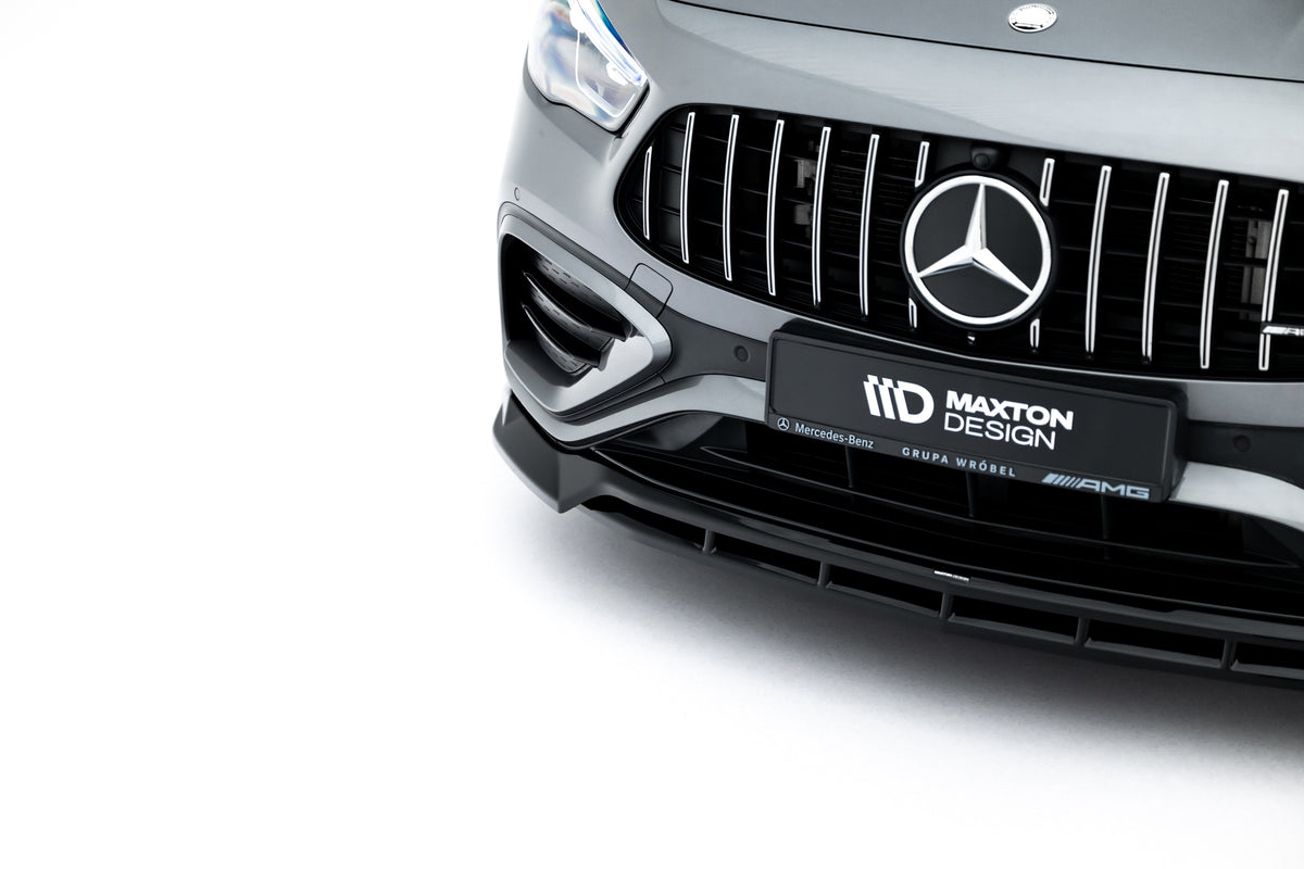 Nærbilde av frontsplitter til Mercedes-AMG GLA 35 H247 Facelift