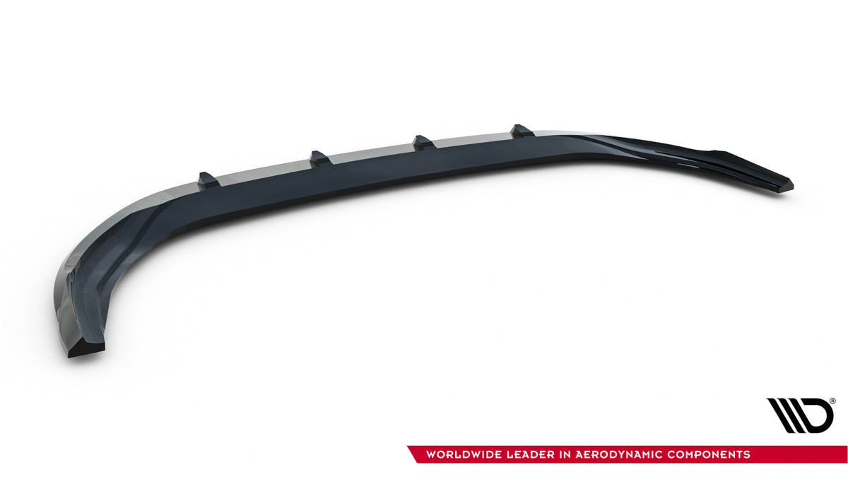Detalj av blank sort finish på frontsplitter til Golf R Variant Mk8