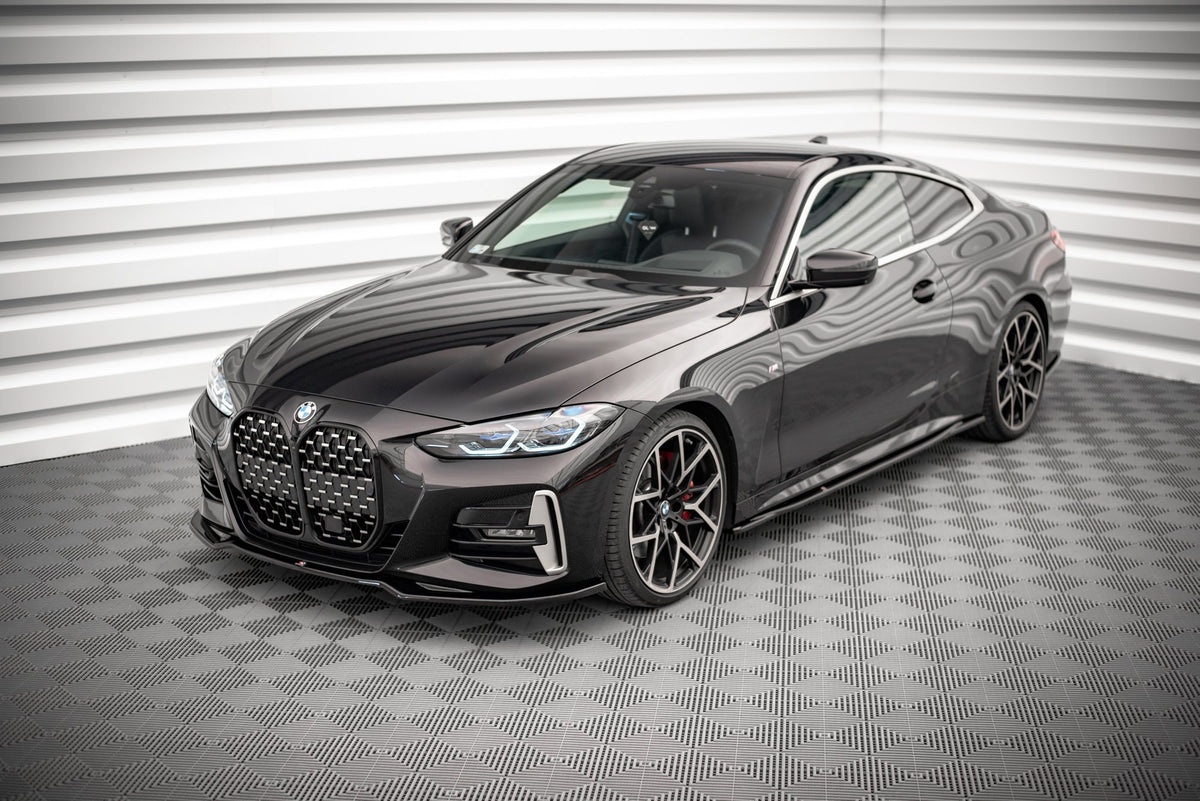 Frontsplitter i blank sort ABS til BMW 4-serie G22 M-Pack, sett forfra