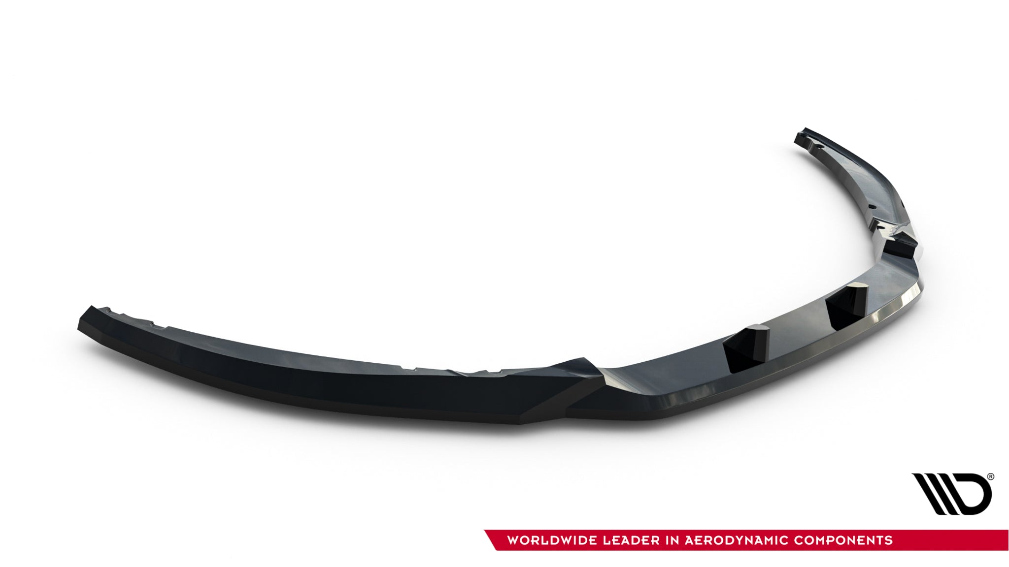 Front splitter til Ford Focus MK3 Facelift St-Line V.3 i sort glanset plast, skrå vinkel mot hvit bakgrunn.