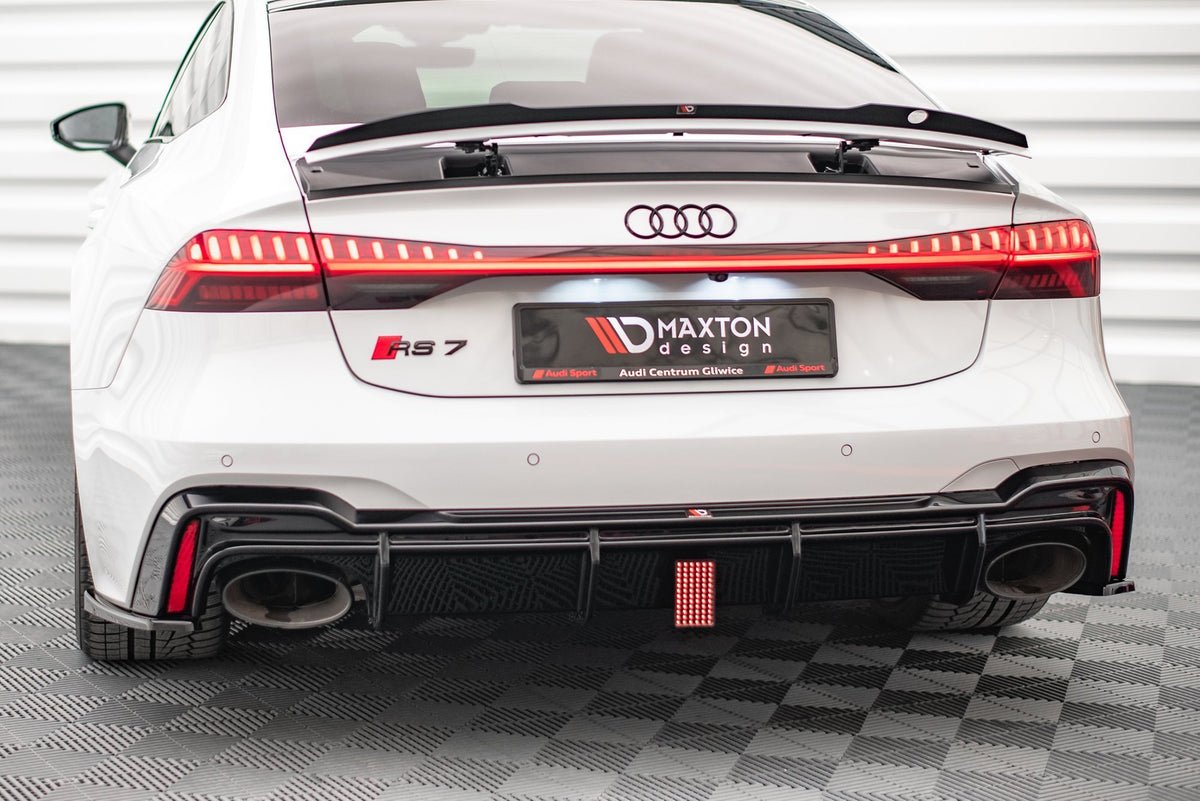 Bremselys og brakett for Audi RS6 C8 diffuser vist ovenfra
