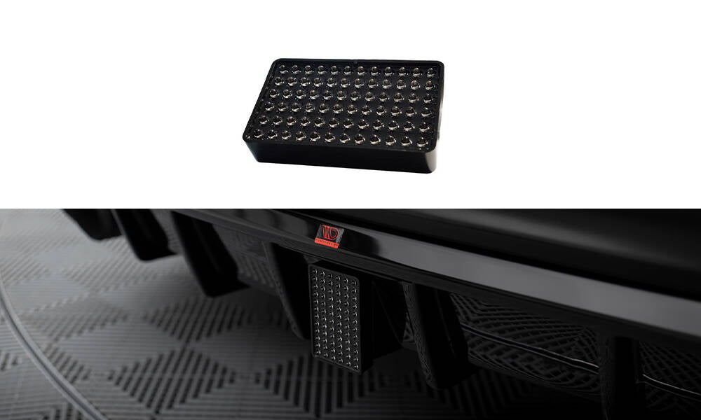 LED bremselys fra Maxton Design for Audi S7 C7, sett forfra med monteringsbrakett