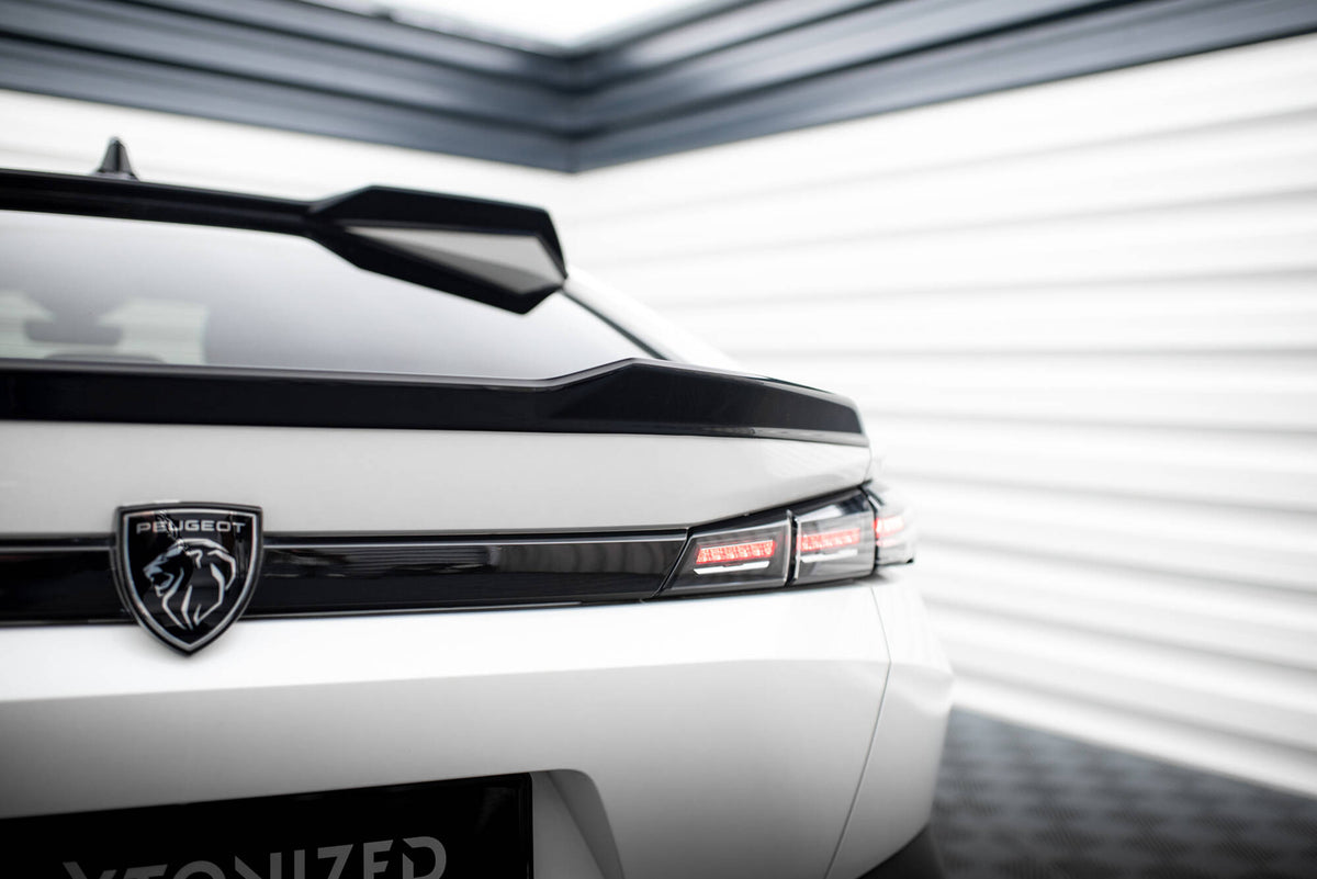 Maxton Design spoiler cap montert på Peugeot 408 MK1 bakende