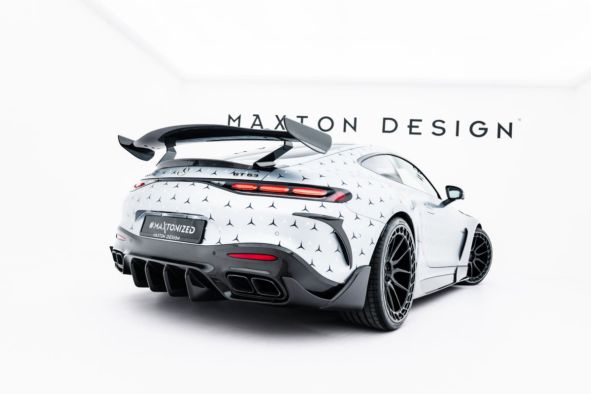 Bakluke med vinge i prepreg karbon til Mercedes-AMG GT C192