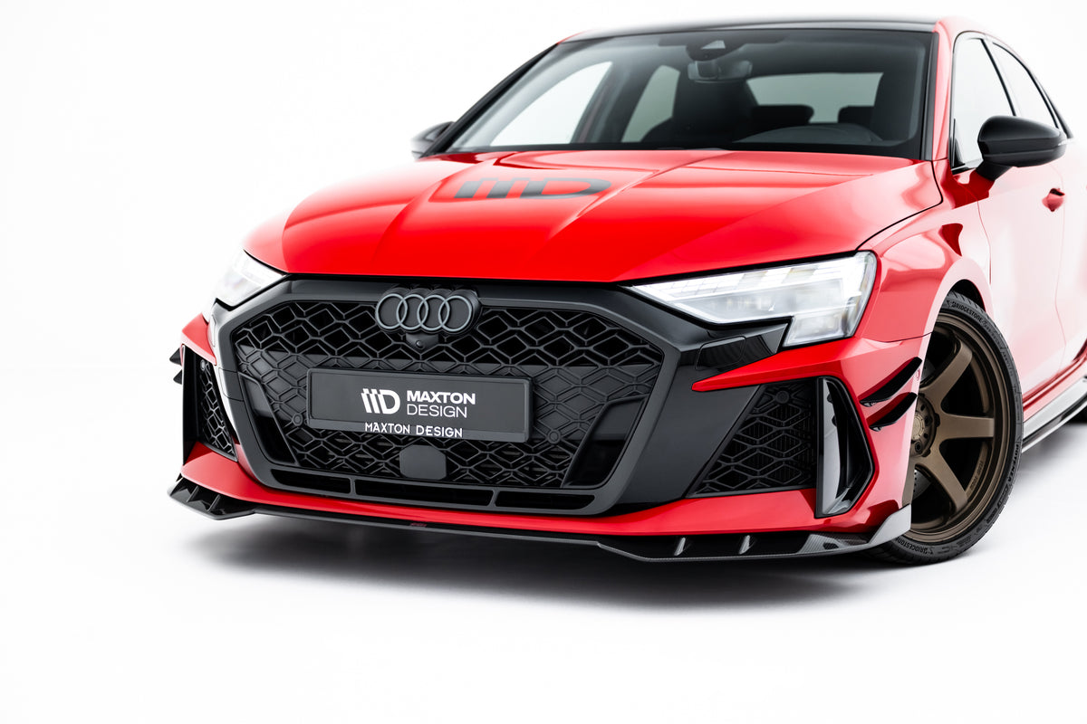Frontsplitter i prepreg-karbonfiber til Audi RS3 8Y Facelift montert på fronten