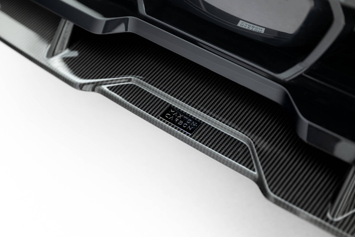 Detaljbilde av frontsplitter til BMW X5 M F95 Facelift i karbon