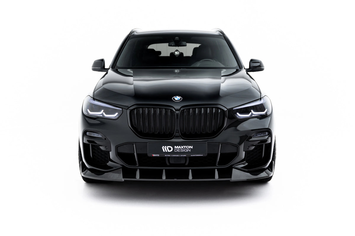 Nærbilde av karbonstruktur på frontsplitter til BMW X5 G05