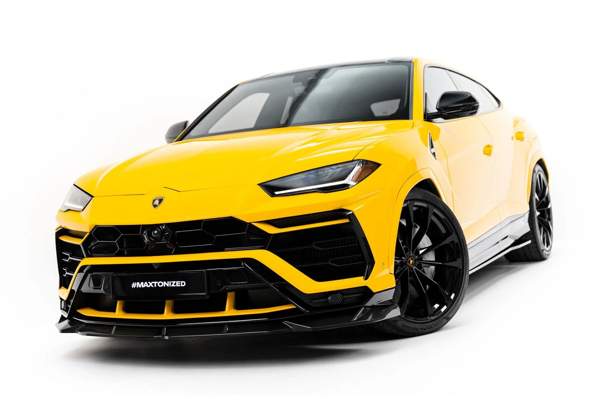 Prepreg-karbon frontsplitter til Urus Mk1 sett fra siden