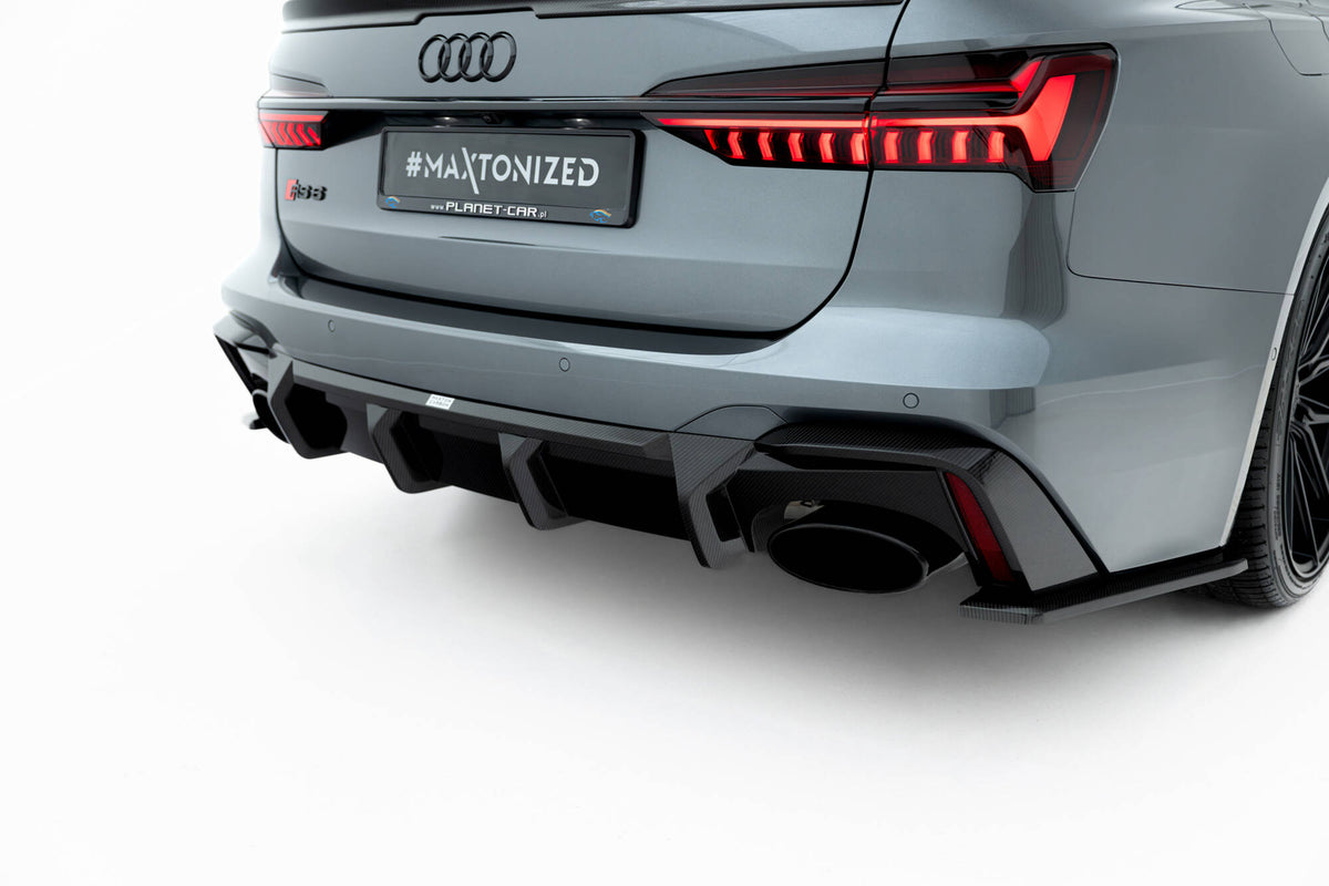 Bakre diffuser i karbonfiber til Audi RS6 C8 sett bakfra