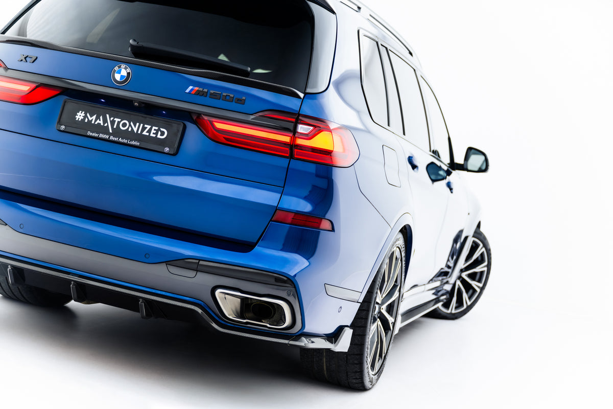 Karbon bakdiffuser til BMW X7 M-Pack G07 sett bakfra
