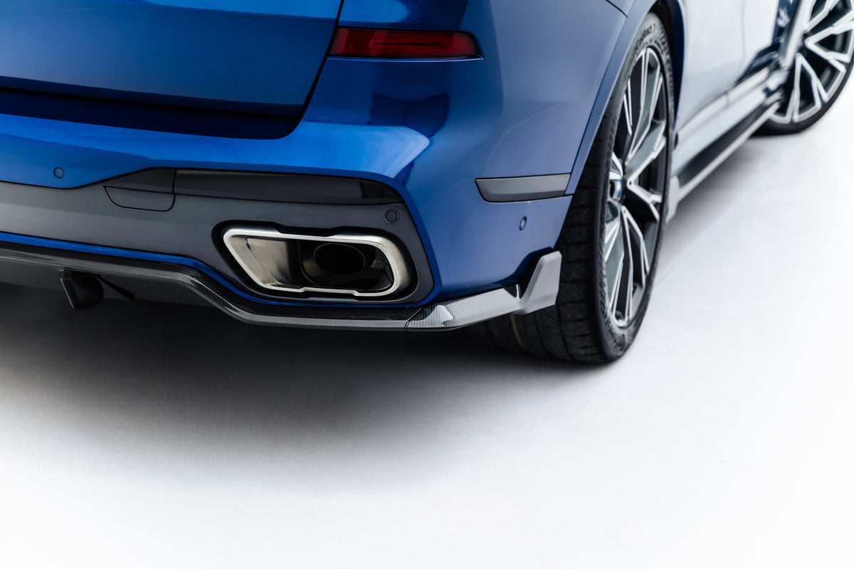 Karbon diffuser til BMW X7 M-Pack med plass til tilhengerfeste