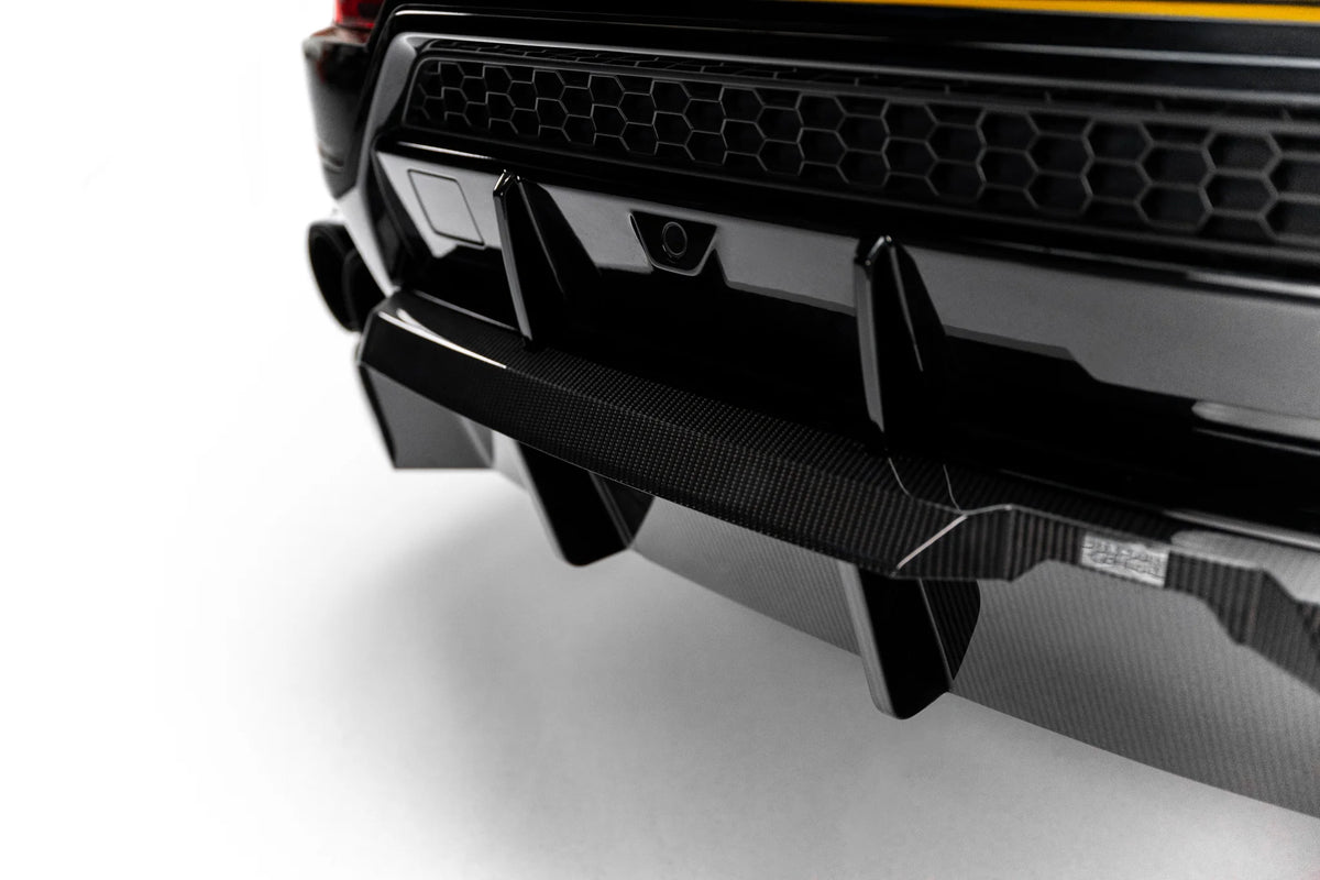 Baksplitter Lamborghini Urus Mk1 sett fra siden