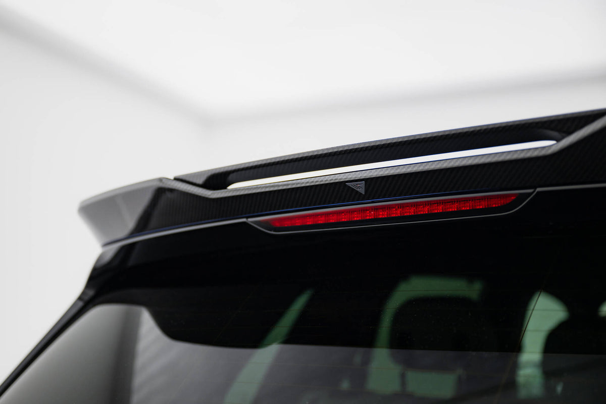 Maxton Carbon hekkspoiler til BMW X5 G05 Facelift montert på bilen