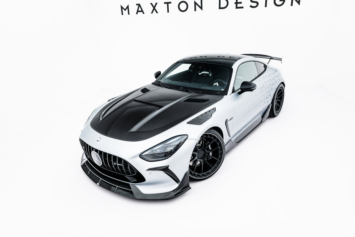 Nærbilde av karbonvev på skjermventiler til Mercedes-AMG GT 63 C192