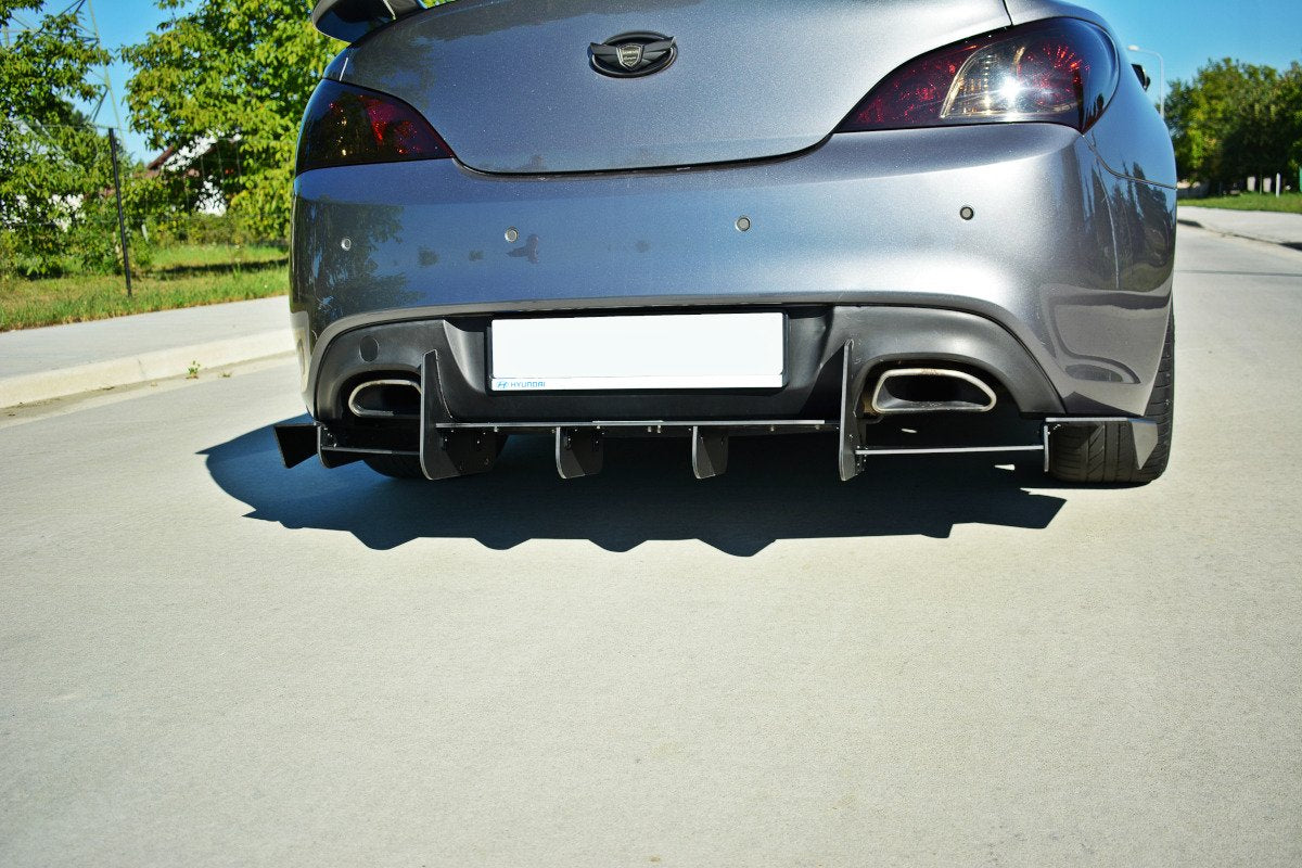 Bakdiffusor til Hyundai Genesis Coupe MK1 i strukturert sort finish sett bakfra